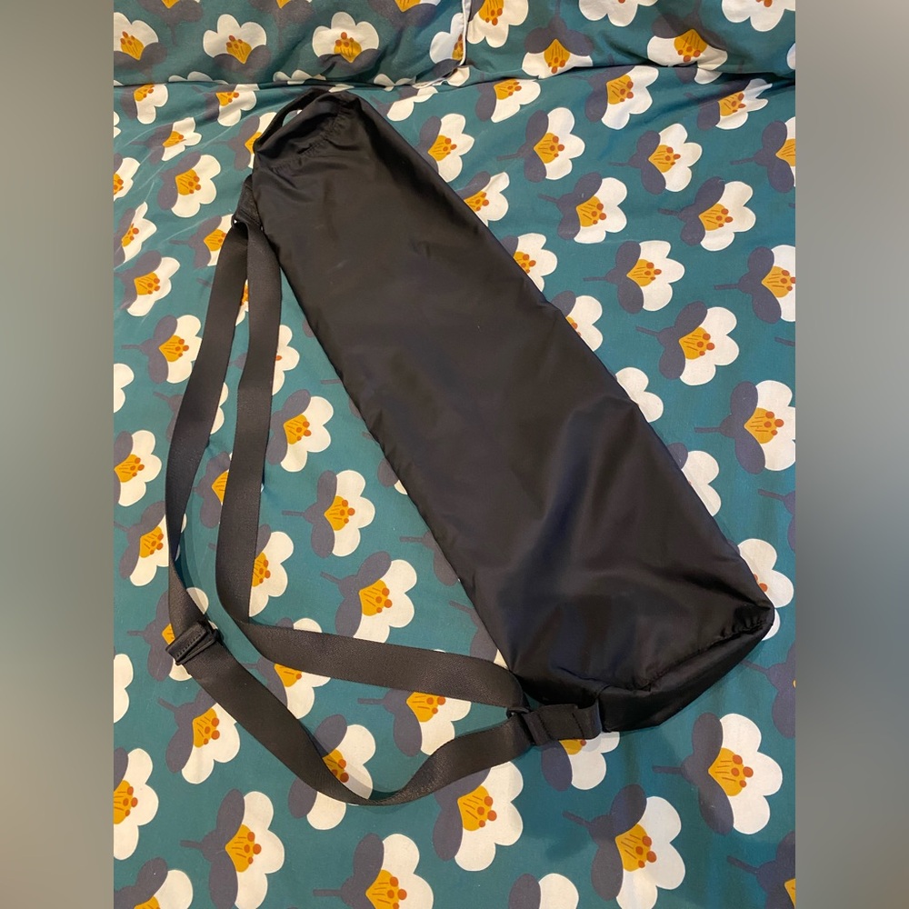 Lululemon mat bag